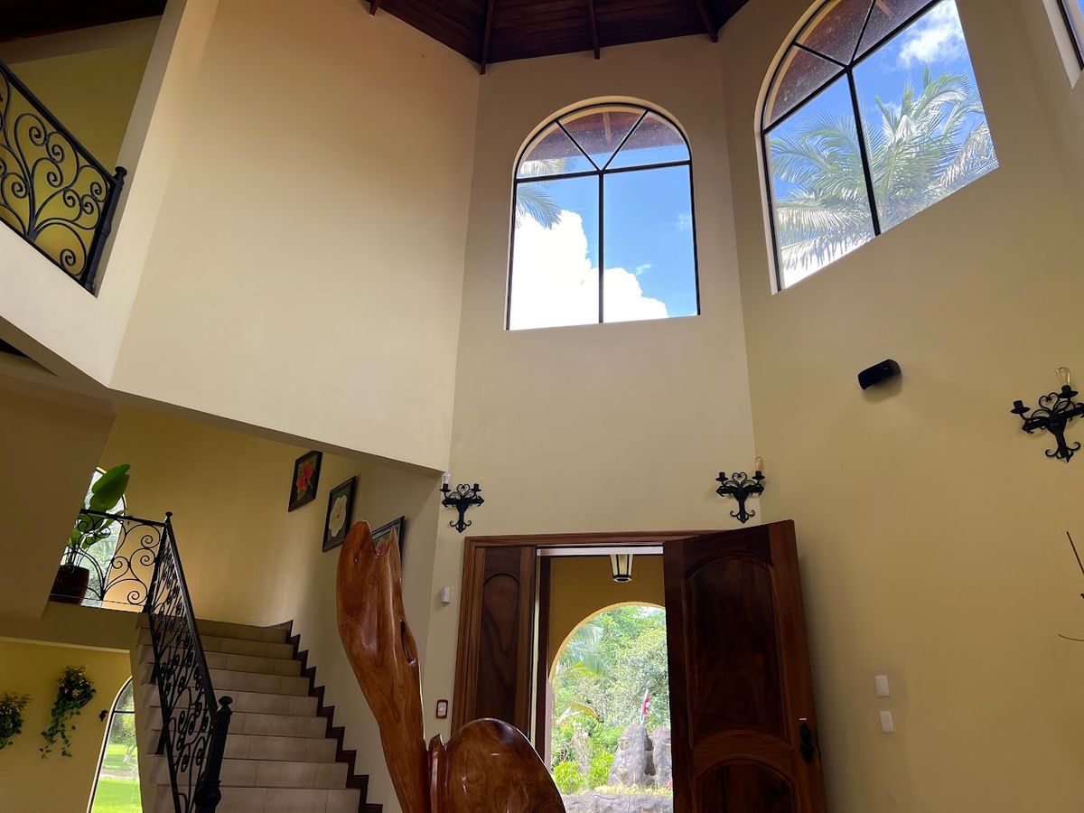 Luxury Estate in Zeta Trece, La Fortuna: Arenal Volcano Views