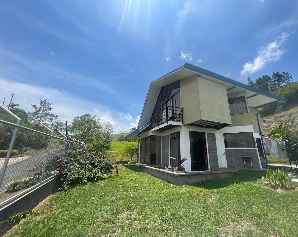 Casa con hermosa vista en Ciudad Quesada
