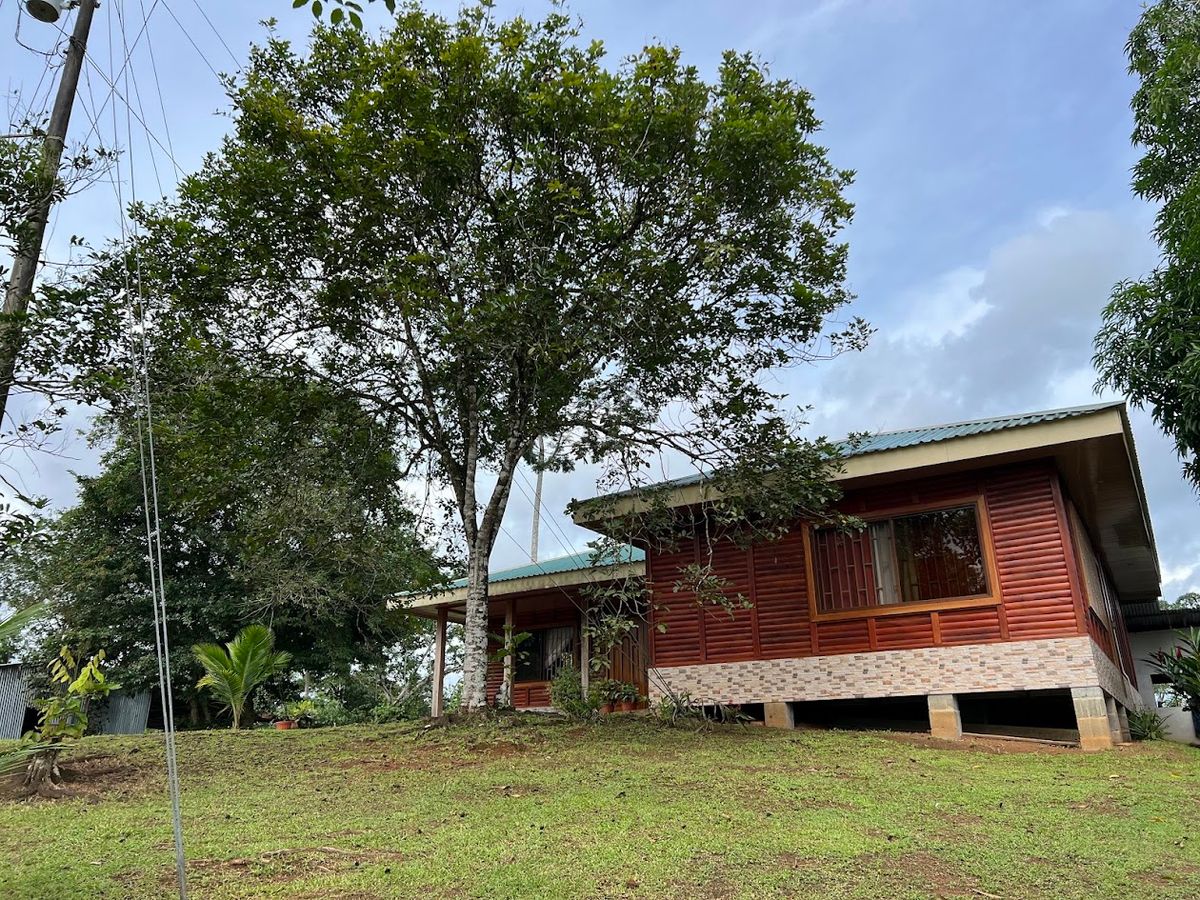 7-Hectare Self-Sufficient Dairy Farm and Cabin in Los Chiles