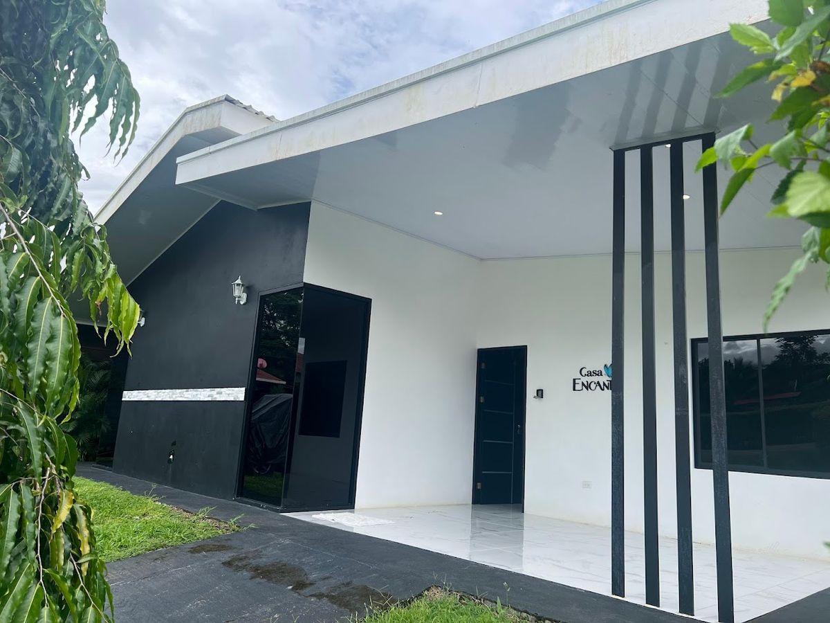 Casa Vacacional de Lujo en Condominio Privado en La Fortuna
