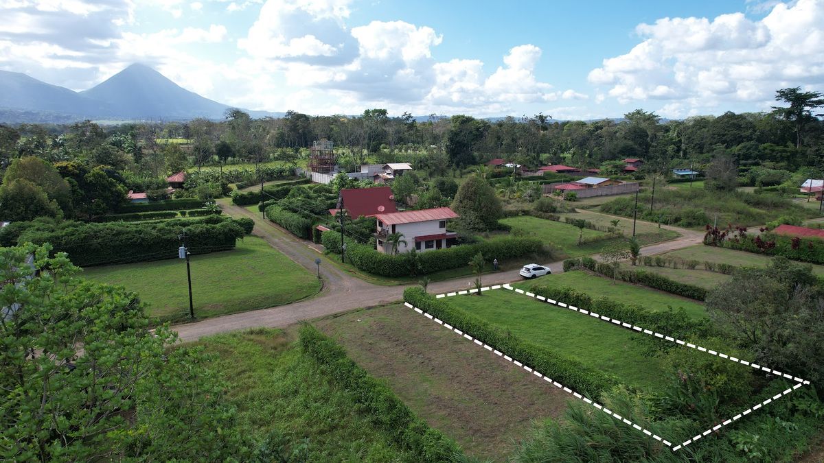 Lot with Arenal Volcano view