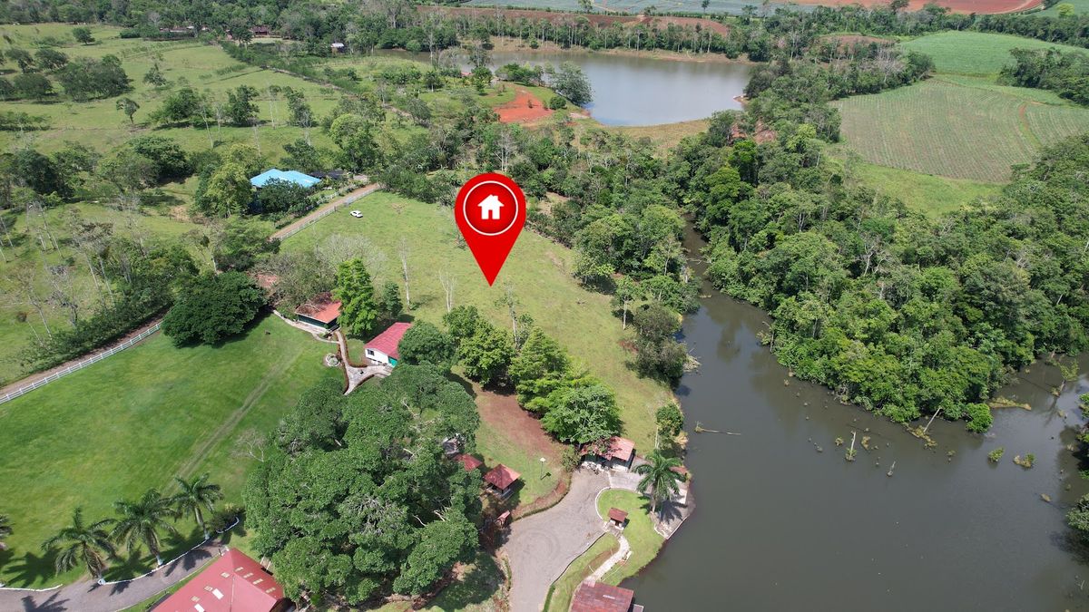 Luxury Lakefront Estate in Cutris: Volcano Views & Nature Sanctuary.
