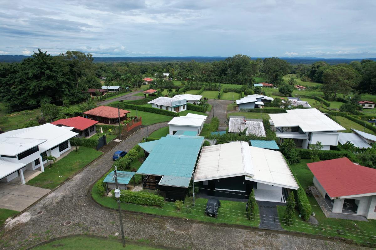 Turnkey Rustic Cabin in  Condominium, La Fortuna: Airbnb