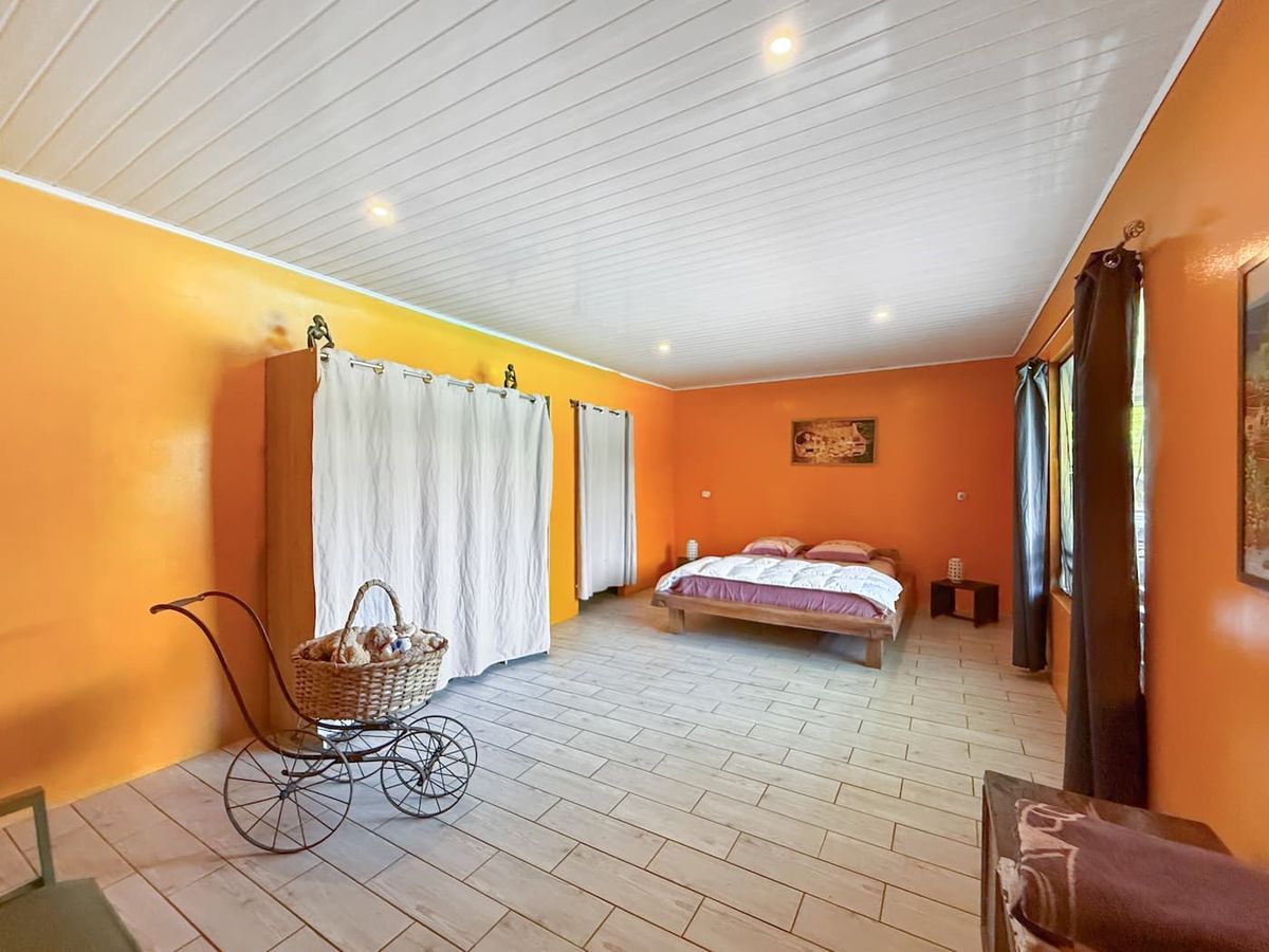 Quinta de 1 Hectárea con Piscina en Venta en Puerto Viejo de Limón