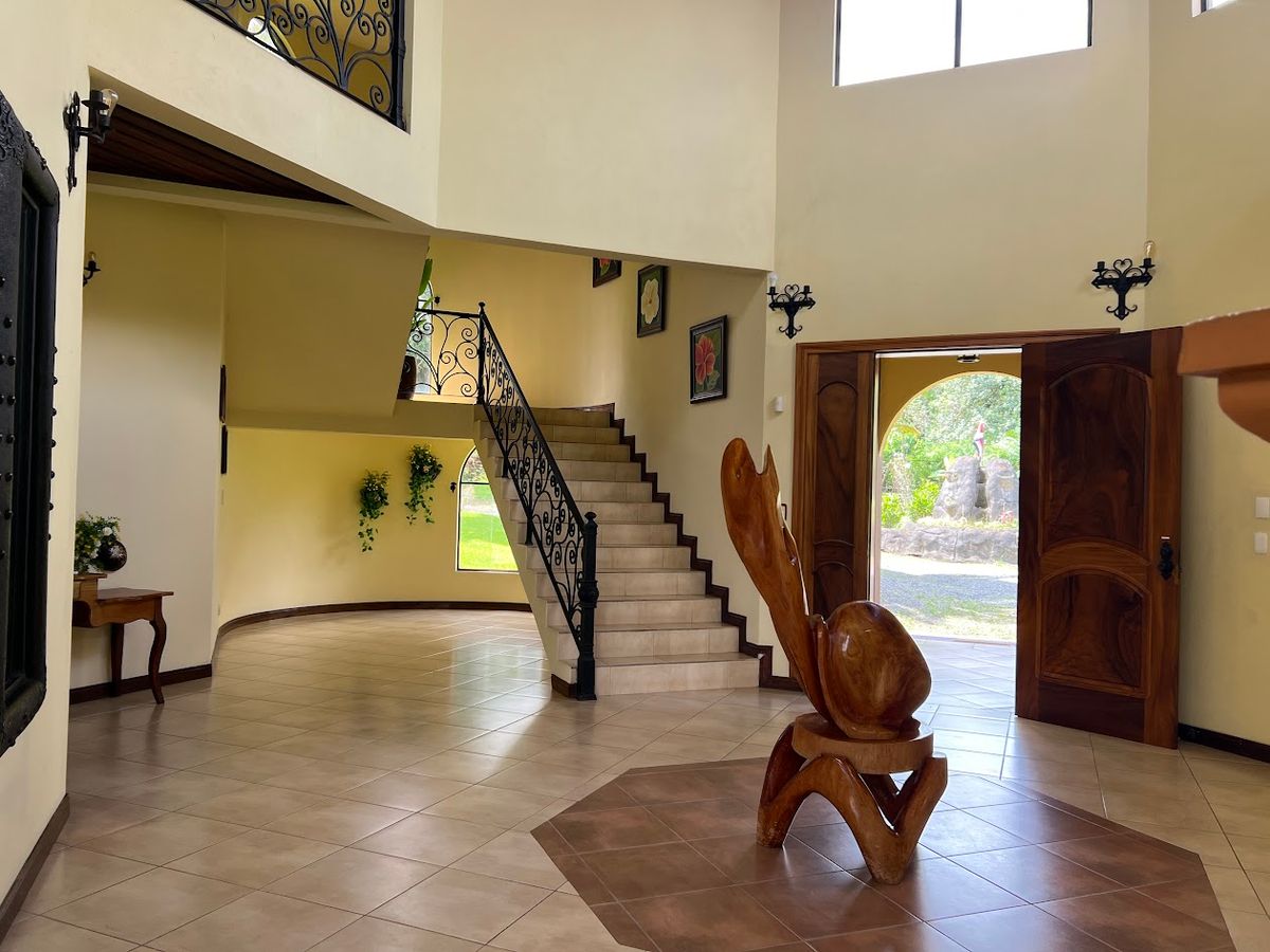 Luxury Estate in Zeta Trece, La Fortuna: Arenal Volcano Views