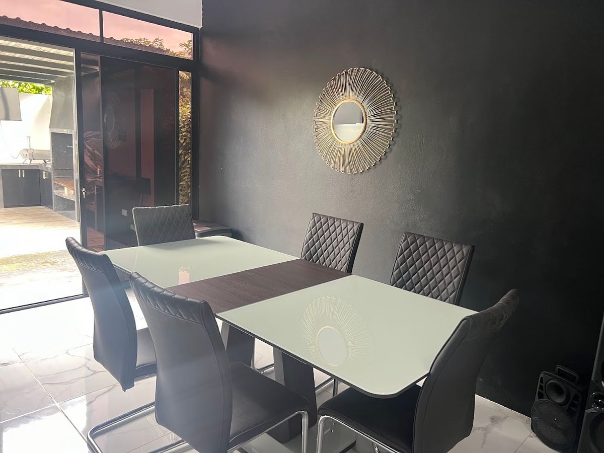 Casa Vacacional de Lujo en Condominio Privado en La Fortuna
