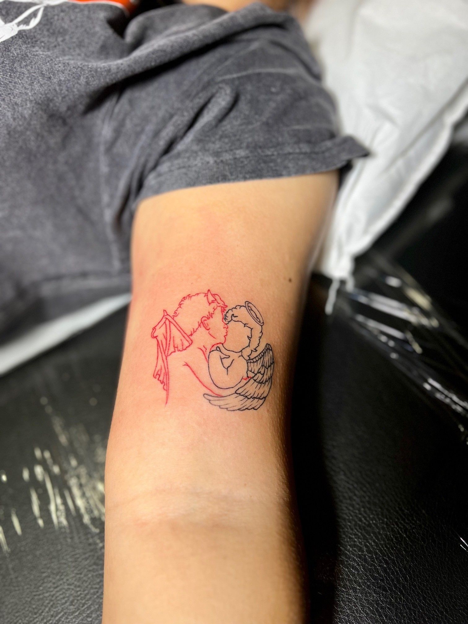 Tiny Tattoos – AVARI BEAUTY