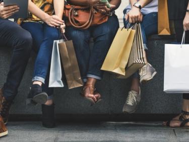 Group of people's with shopping bags
