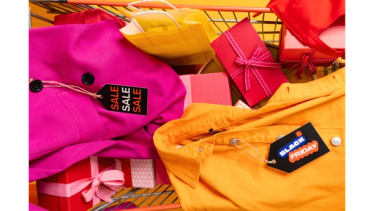 Clothes and gifts in Black Friday sale