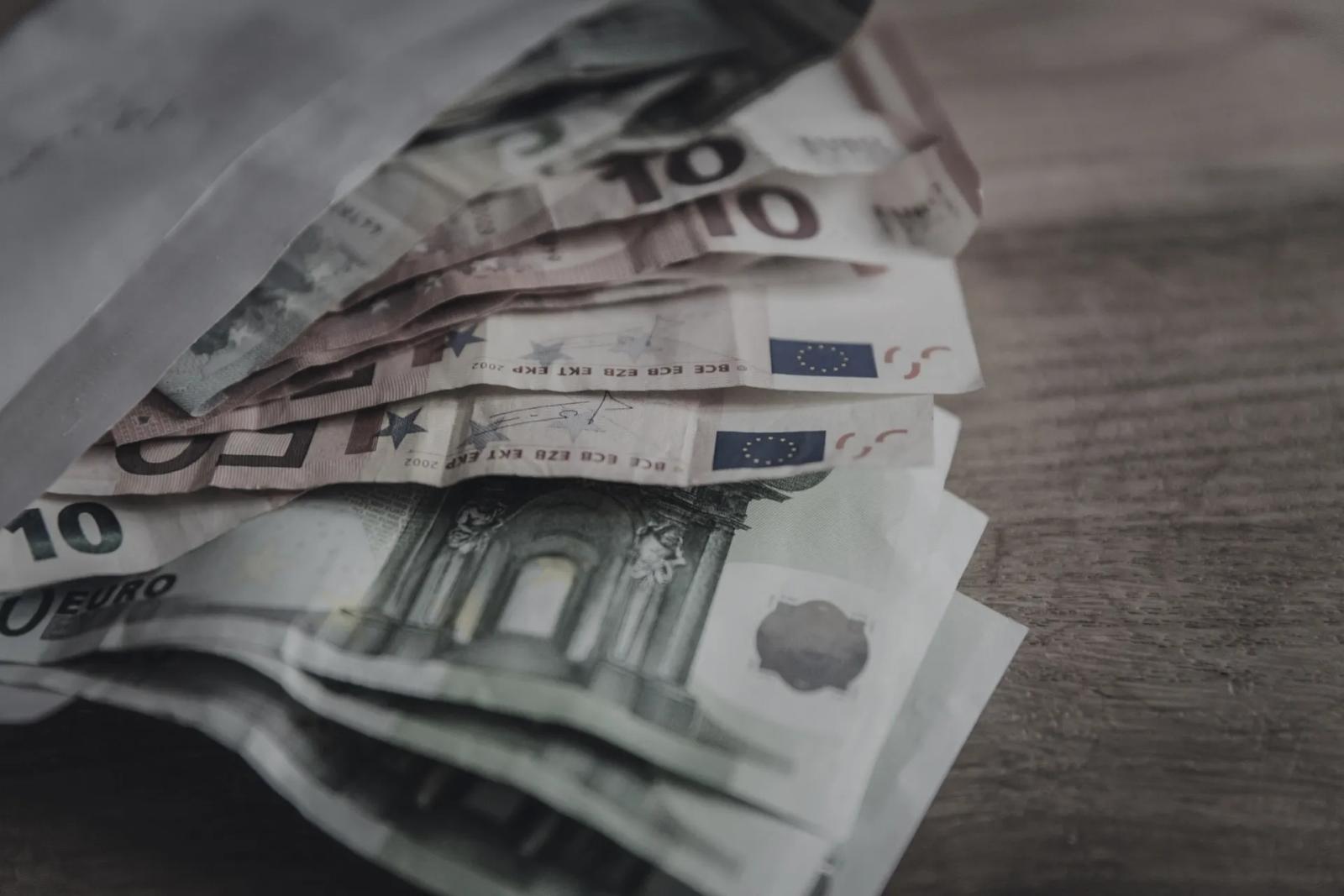 Cena abortusa je izmedju 150 i 300 evra