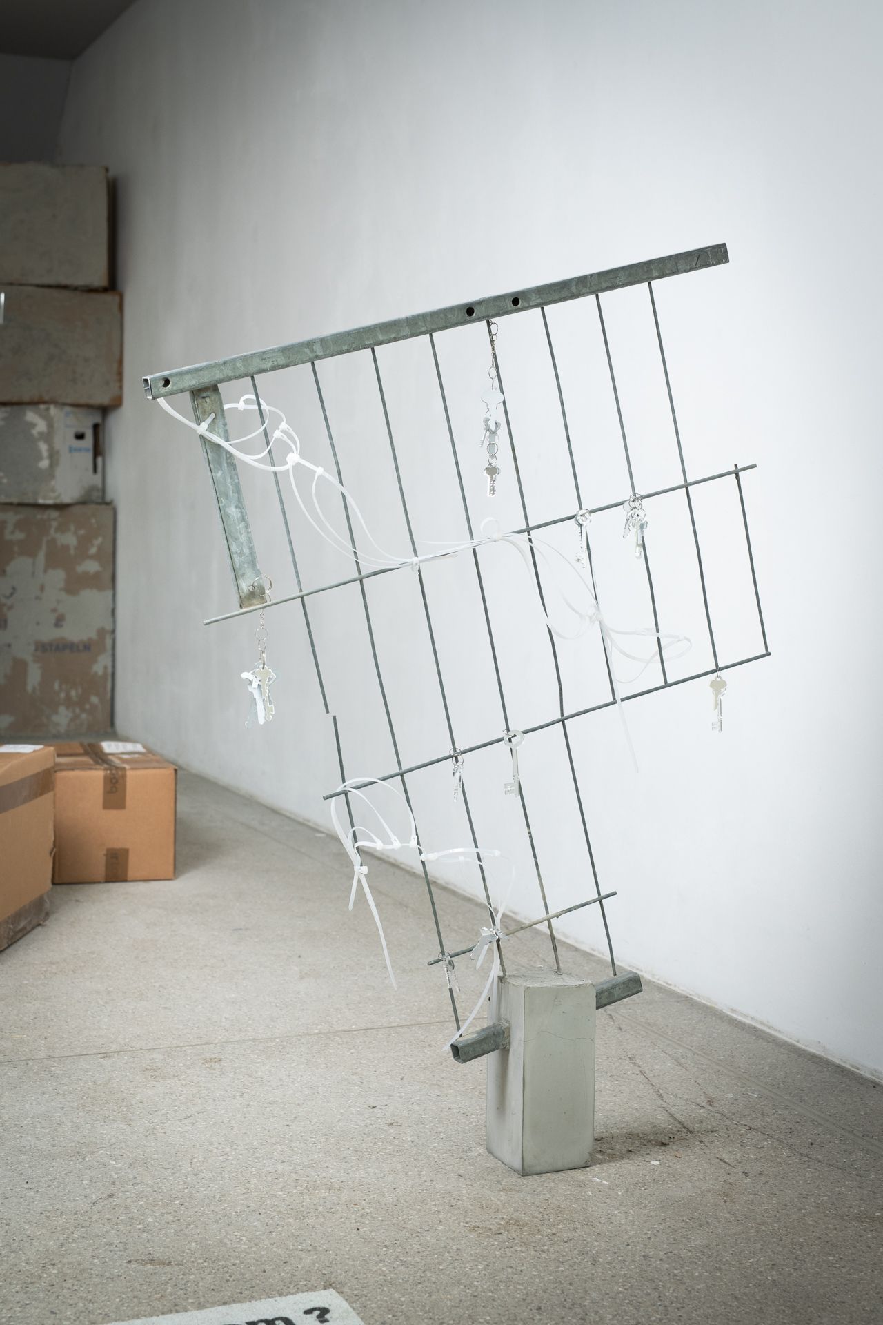 Wǒ — World — Wound - Weiyu Chen