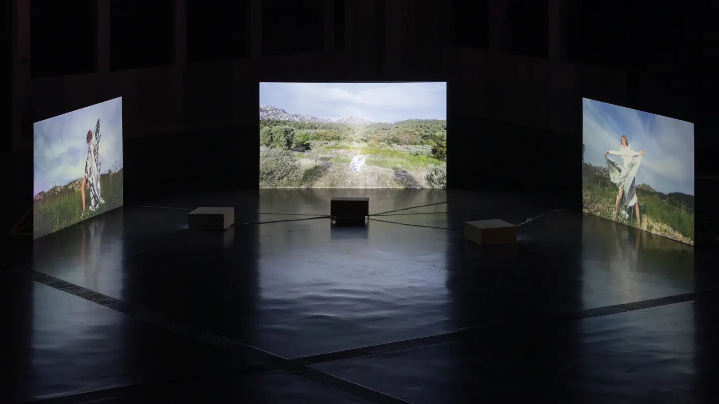 AUCÈU - Léa Campos