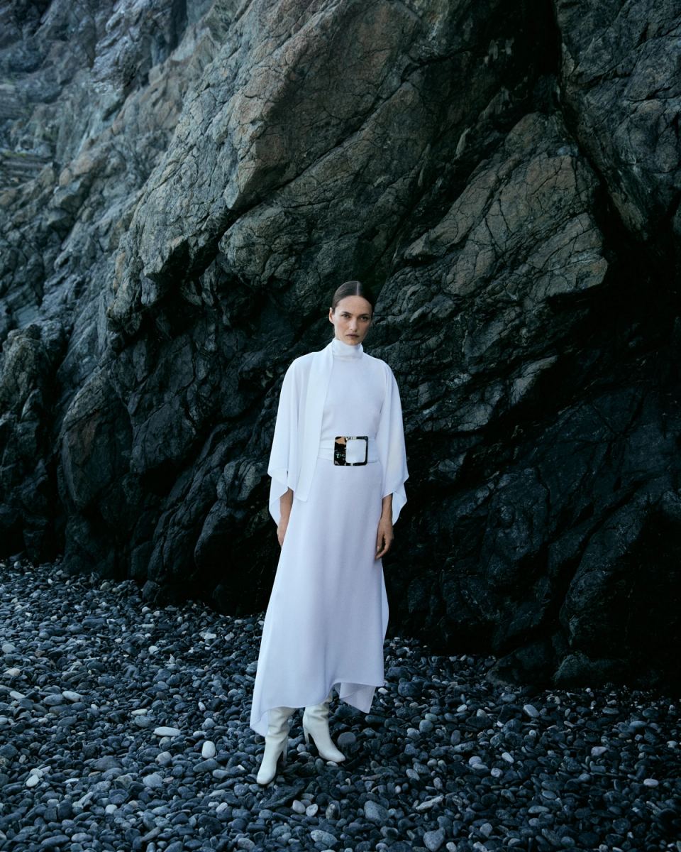 carmen pedaru for Tallermarmo, image 7 of 12