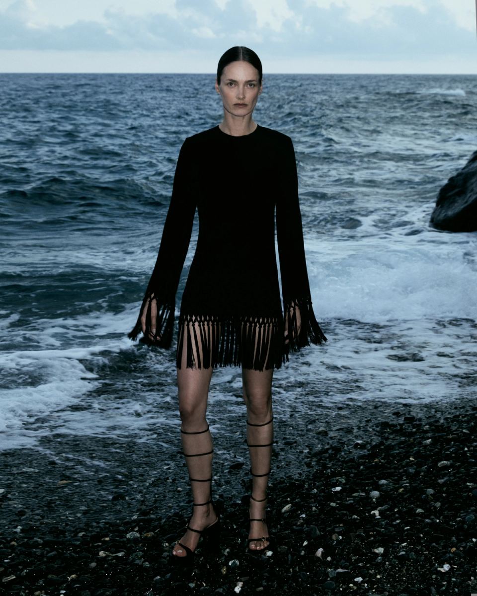 carmen pedaru for Tallermarmo, image 12 of 12