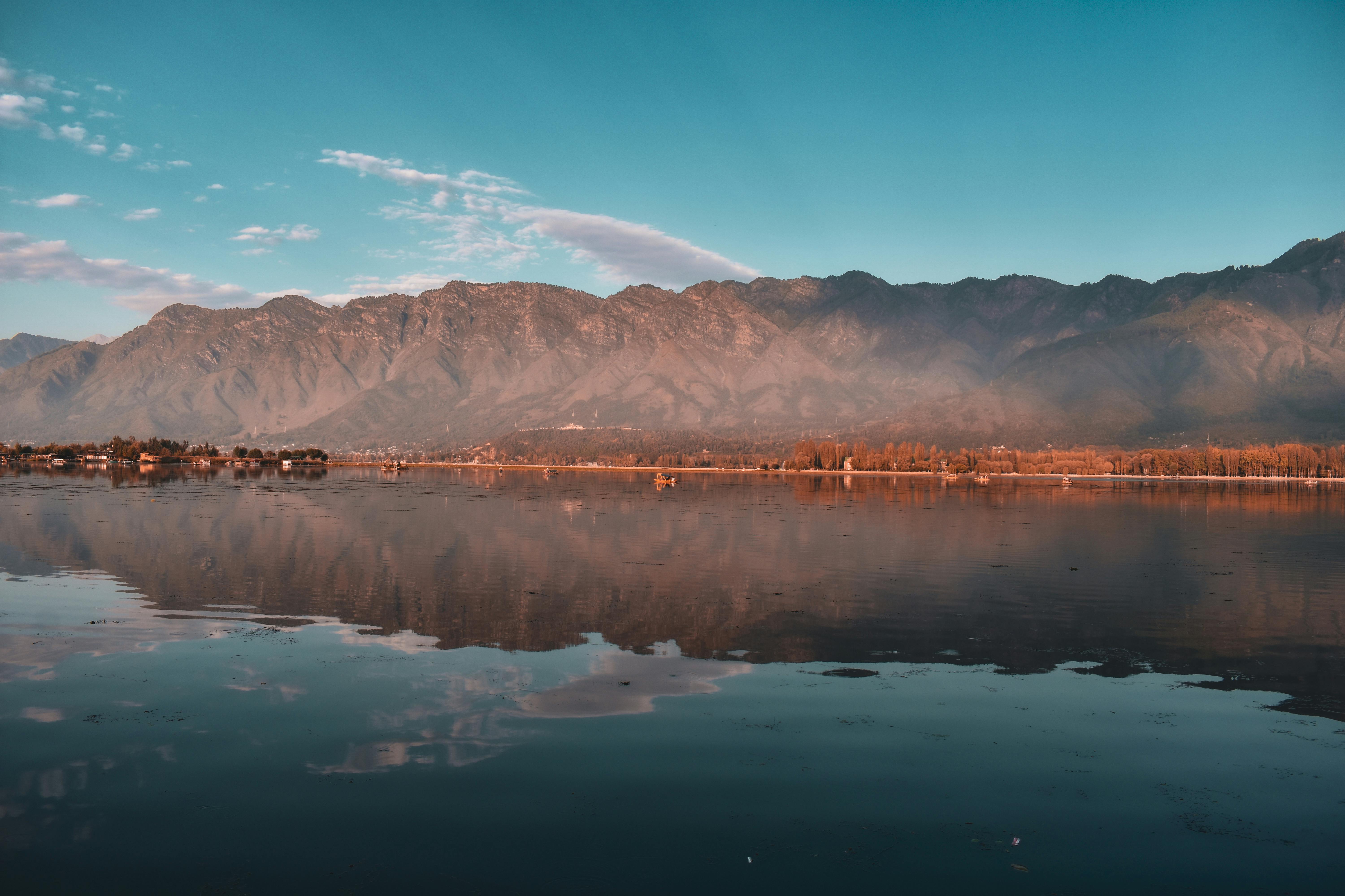 kashmir-autumn-travel-2025