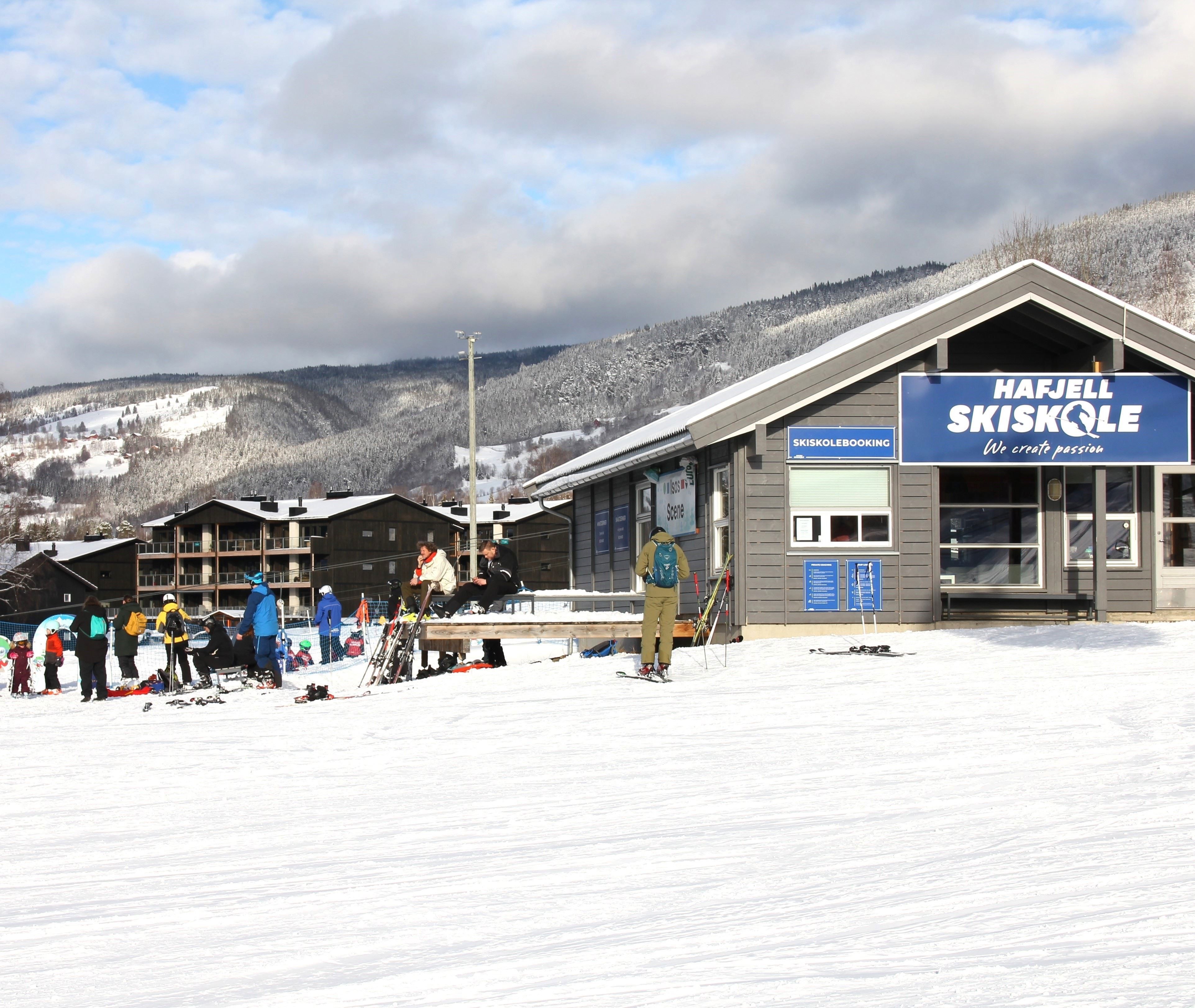 Hafjell ski school near Hafjelltunet.