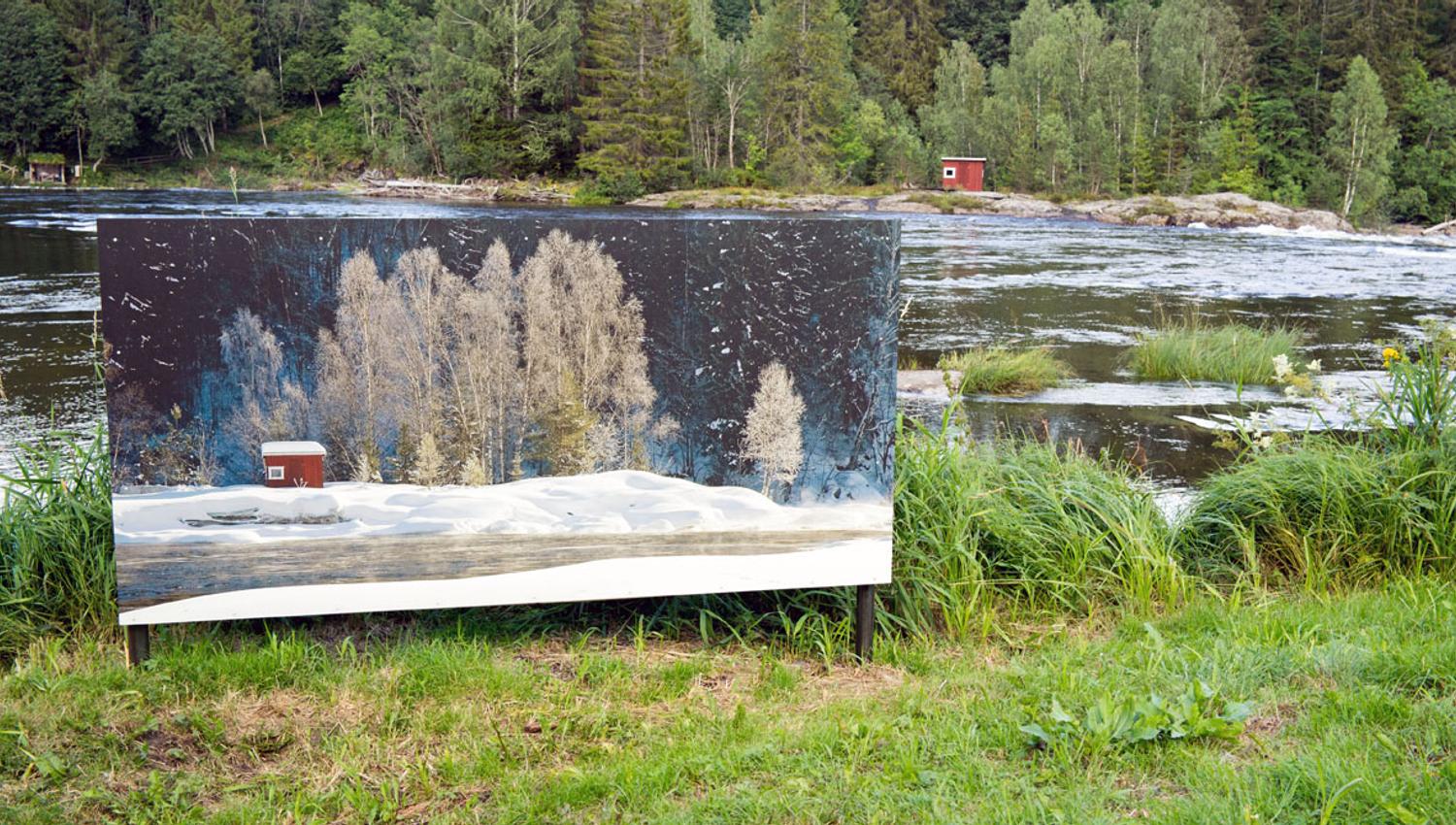 Maleri av Kjærra Fossepark om vinteren, stående foran fossen om sommeren