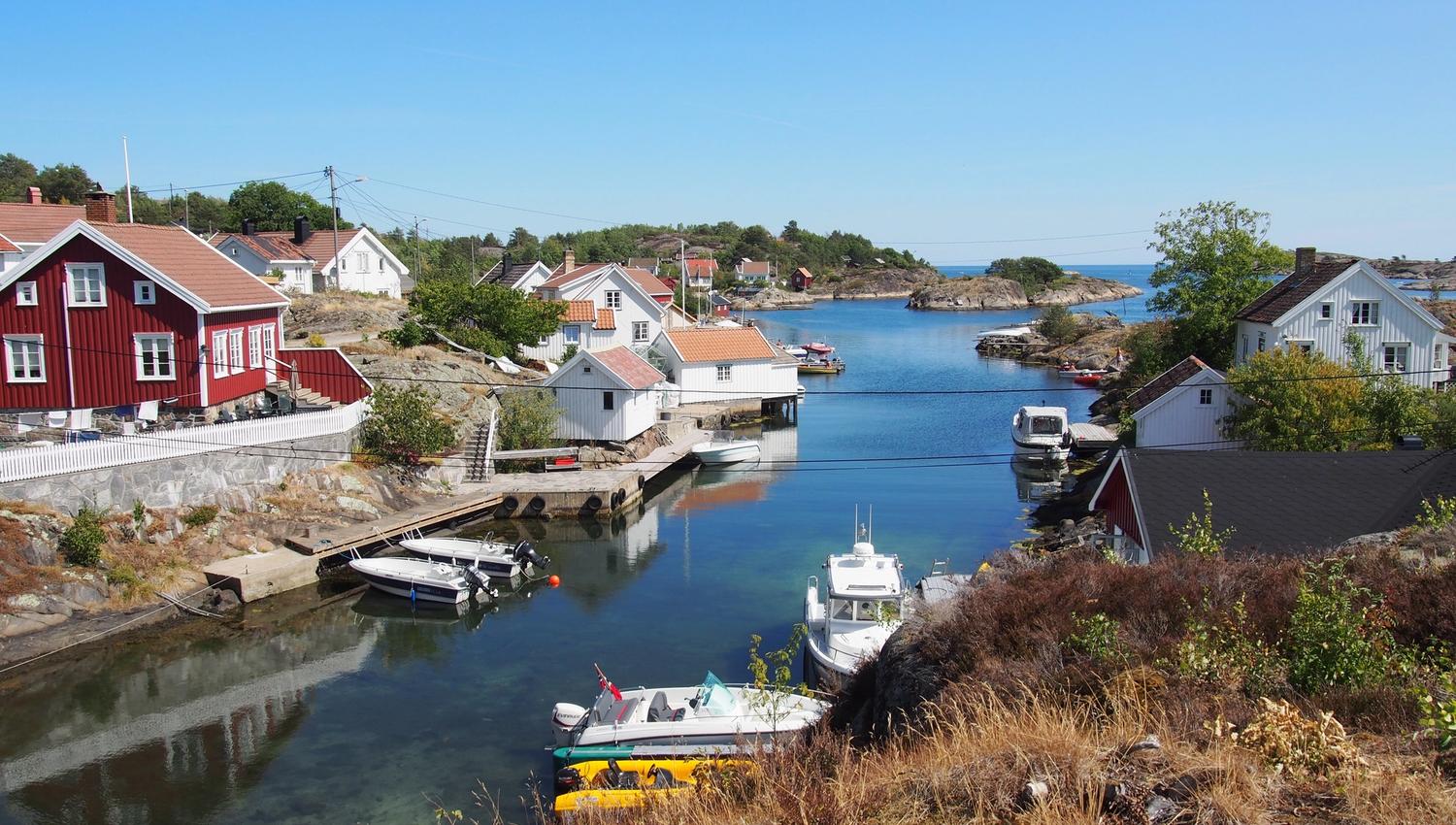 Idyllisk vik på Sandøya, Tvedestrand