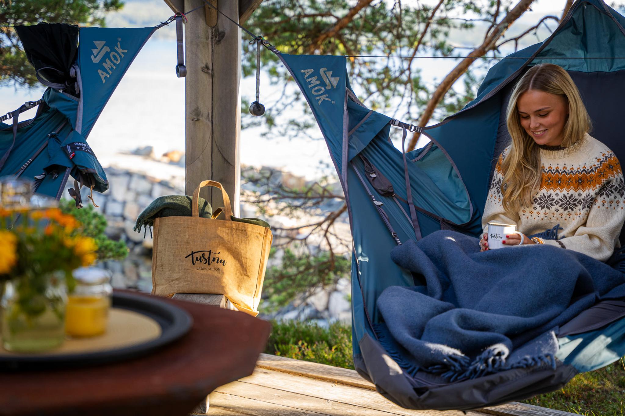 Tustna Ladestation - Hammock Hotel