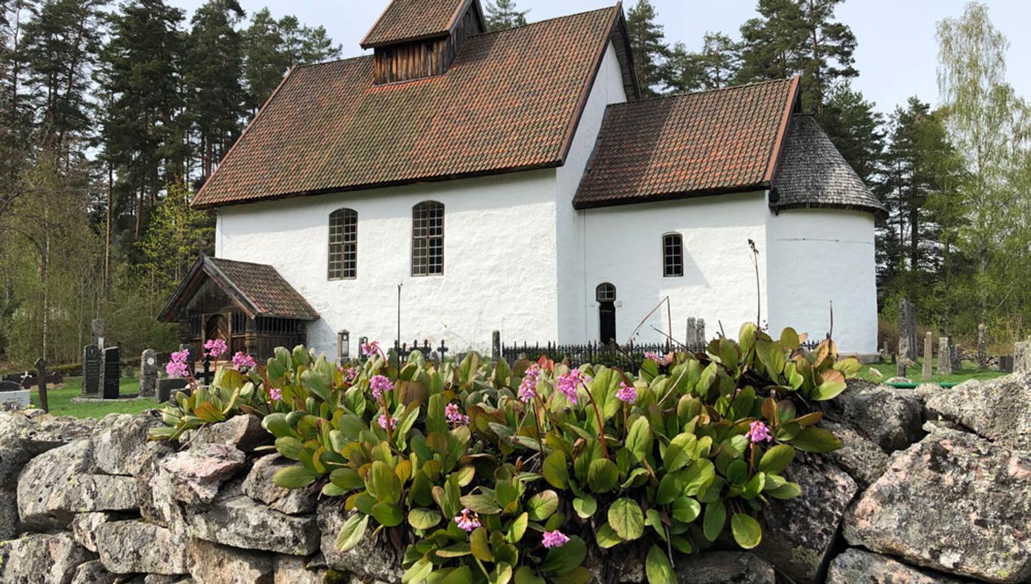 Kviteseid gamle stienkyrkje