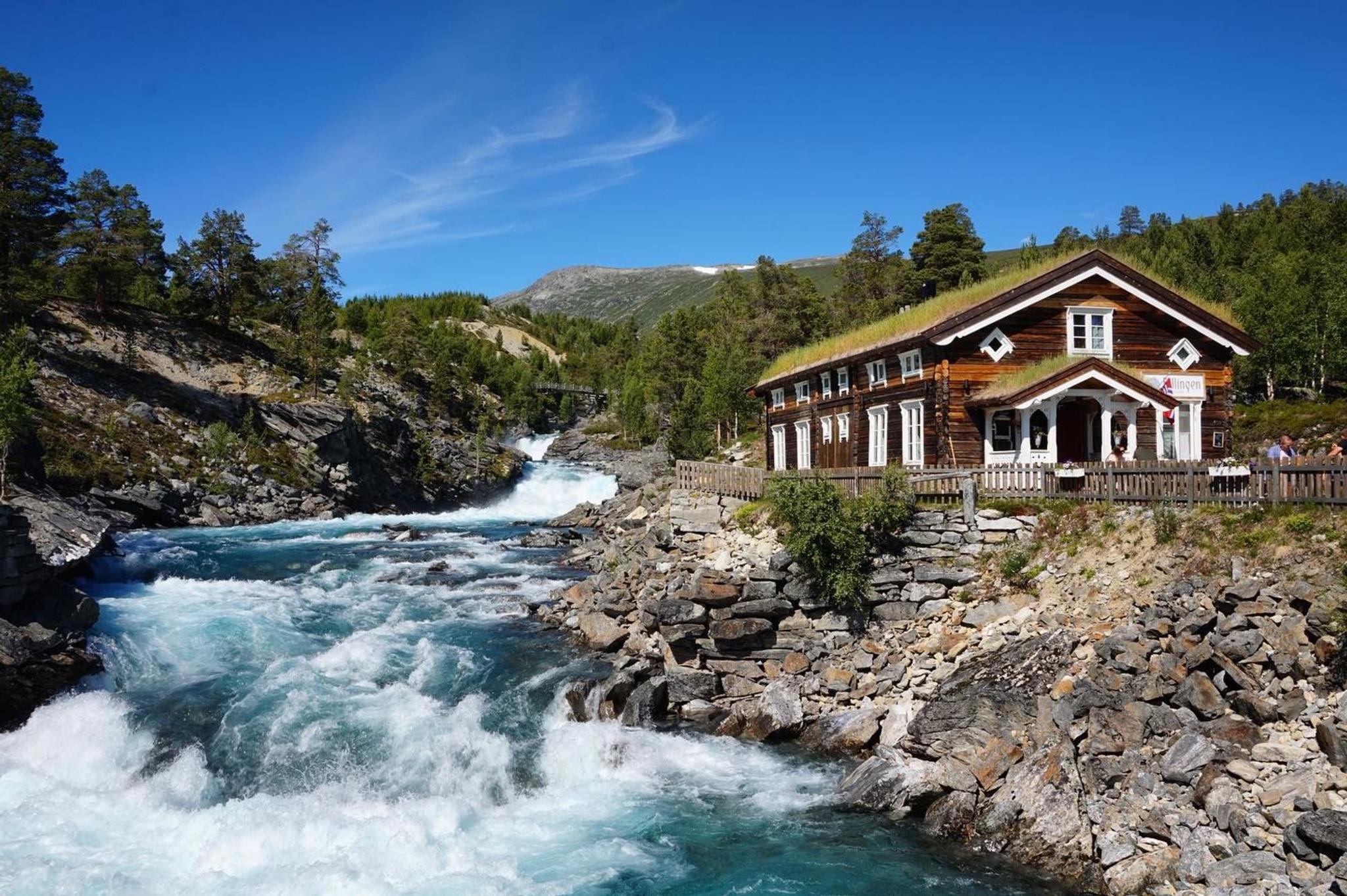 Weekend wander in Reinheimen National park - with a guide