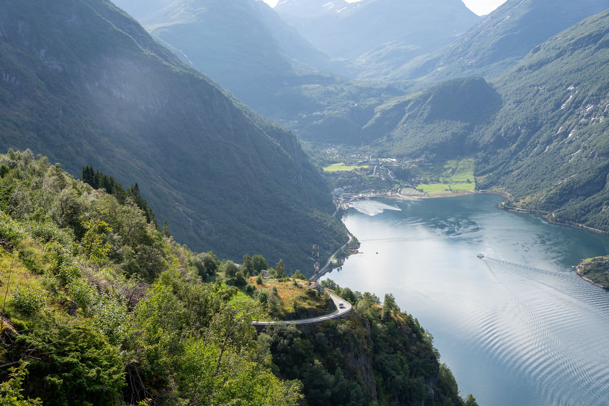 Geiranger sett fra Ørnesvingen.