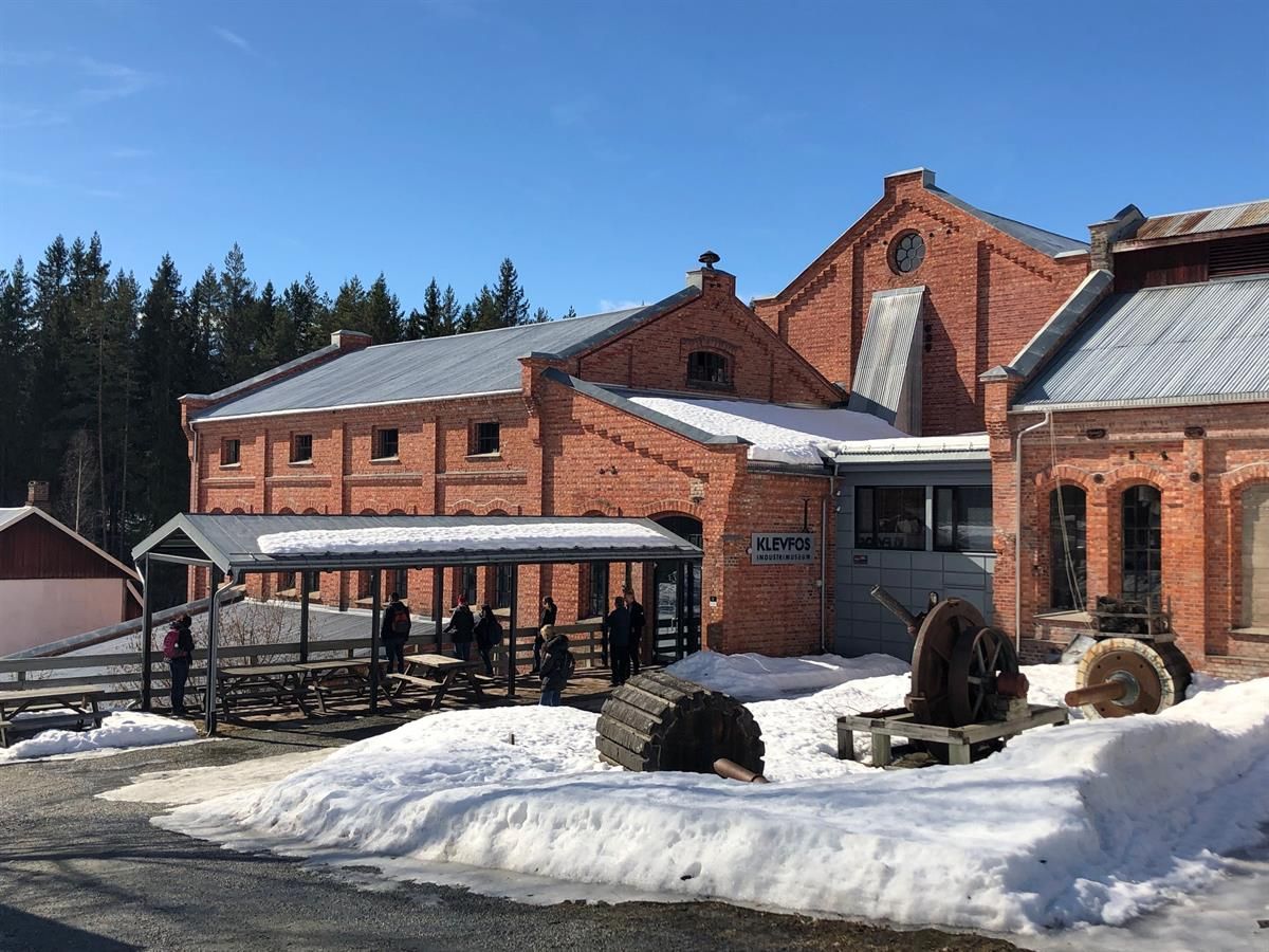 Klevfos industrimuseum om vinteren