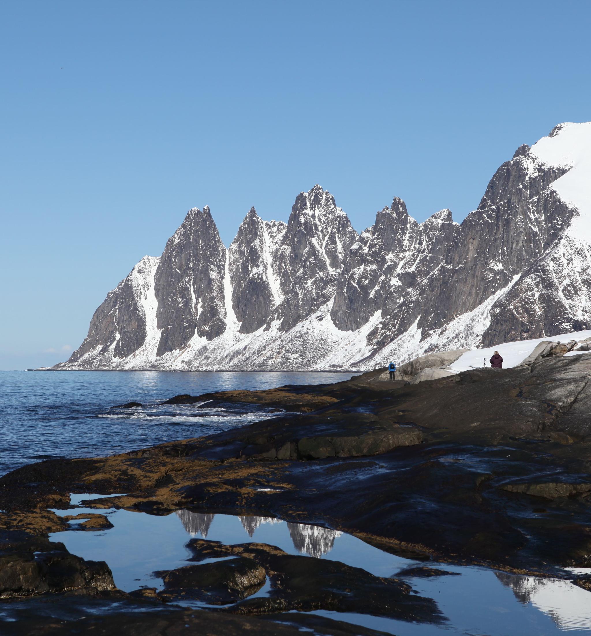 The mountains "ox-hornes" with snow