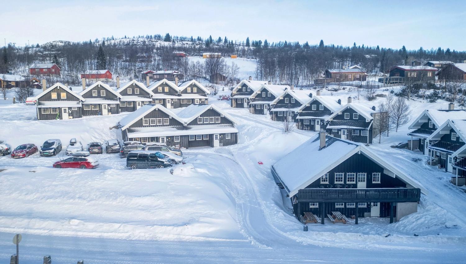 Dronebilde vinterdag Bergo hytter