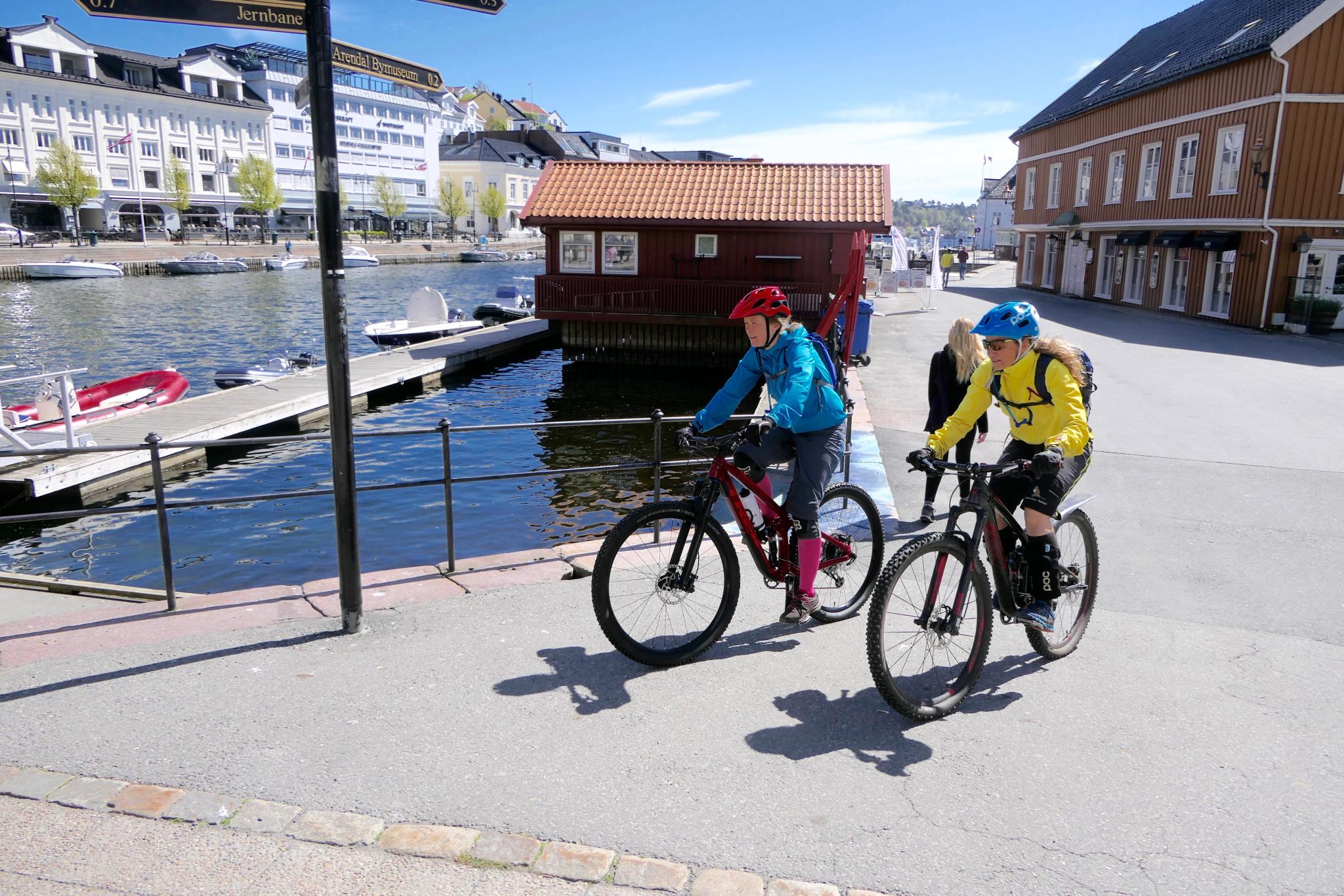 syklende i Pollen i arendal