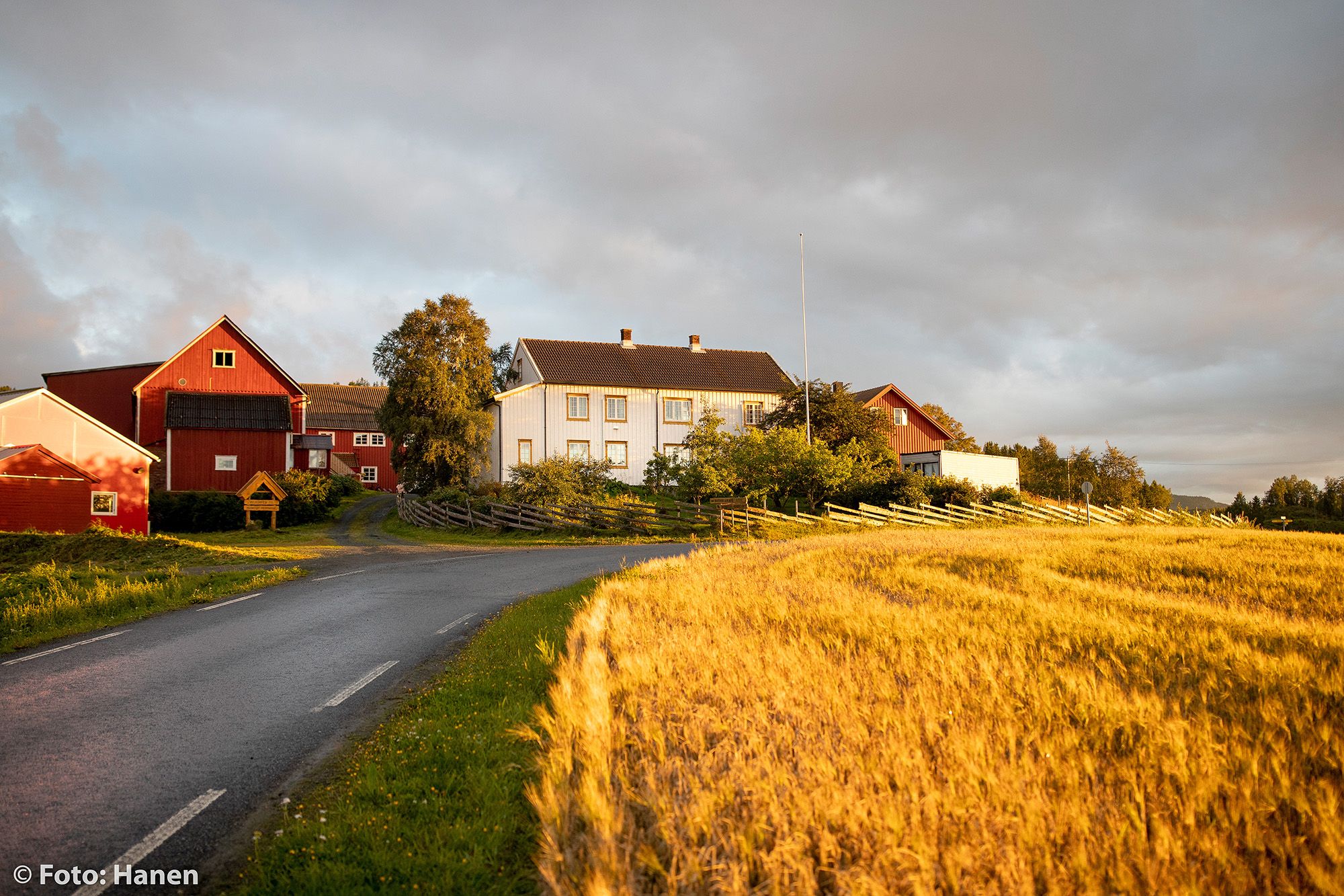 Munkeby Herberge sett på avstand
