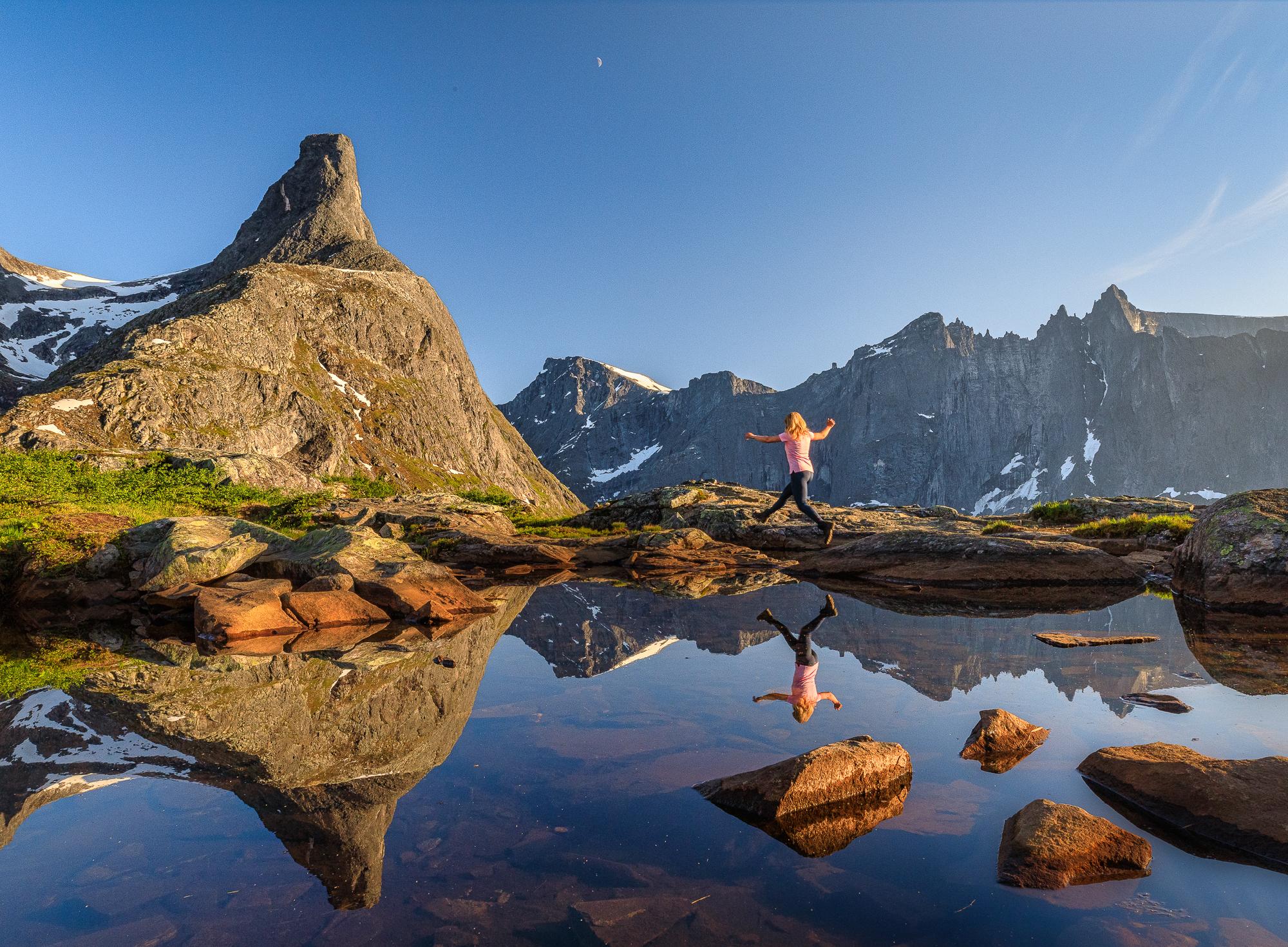 Hike Mount Litlefjellet (790 masl)