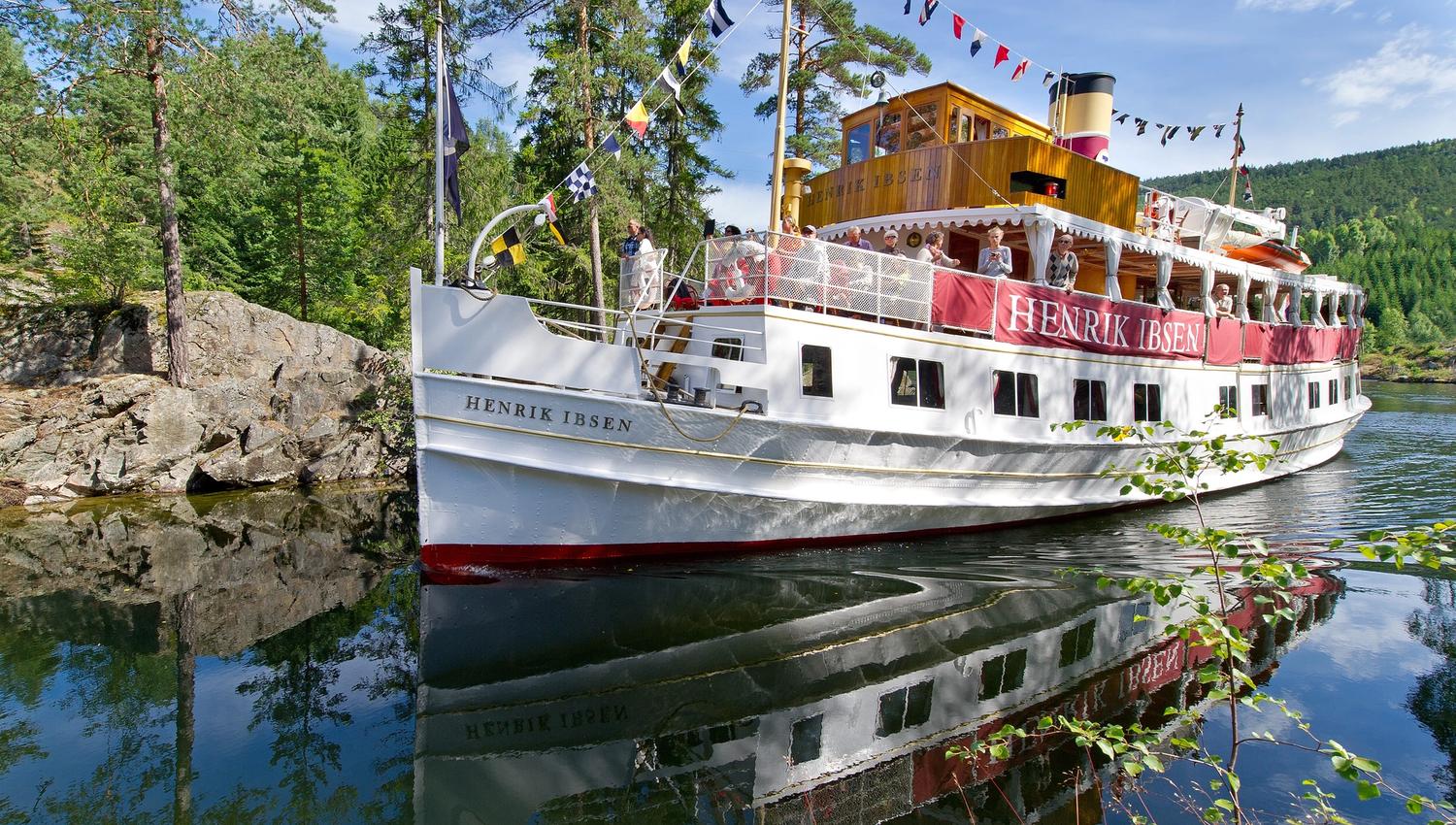 MS Henrik Ibsen