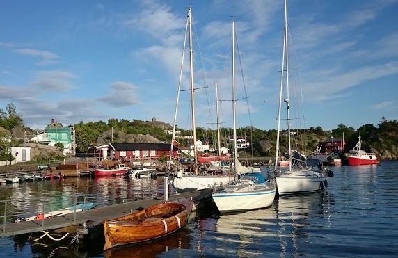 Seilbåter på havna