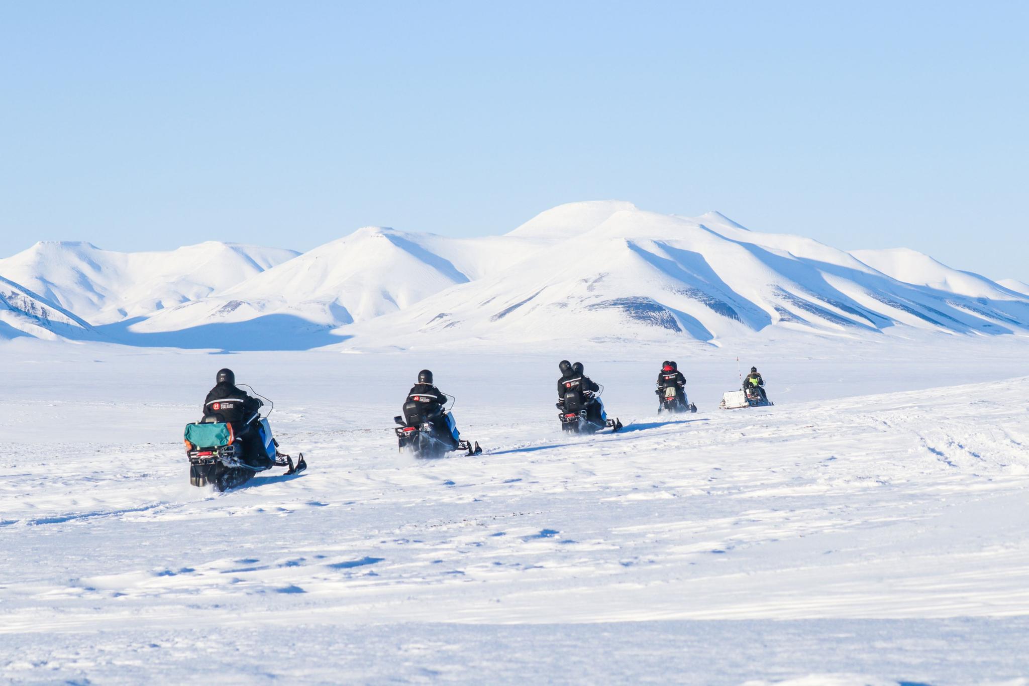 Van Mijenfjorden Snowmobile Safari - Hurtigruten Svalbard