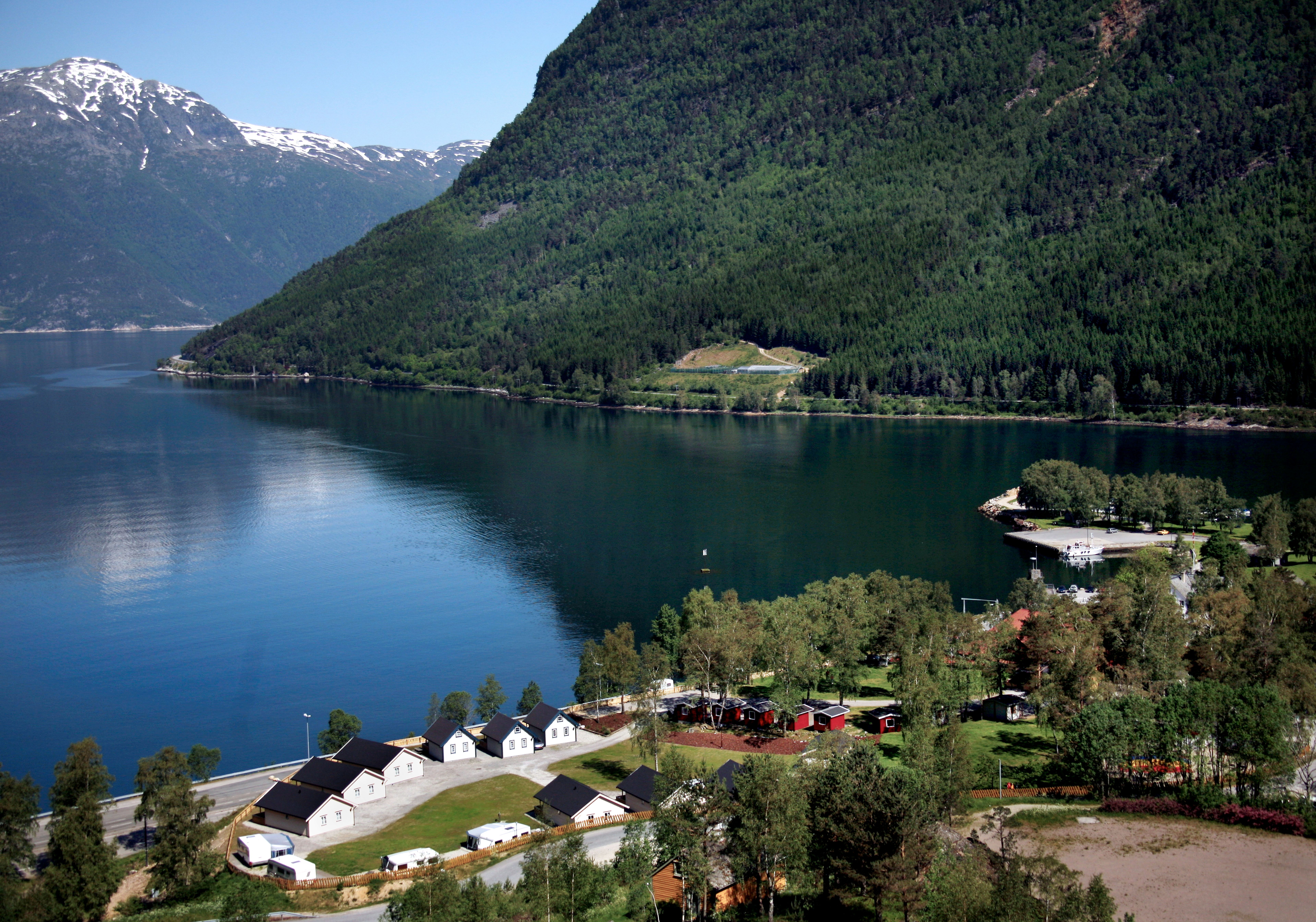 Utsikt over campingplassen