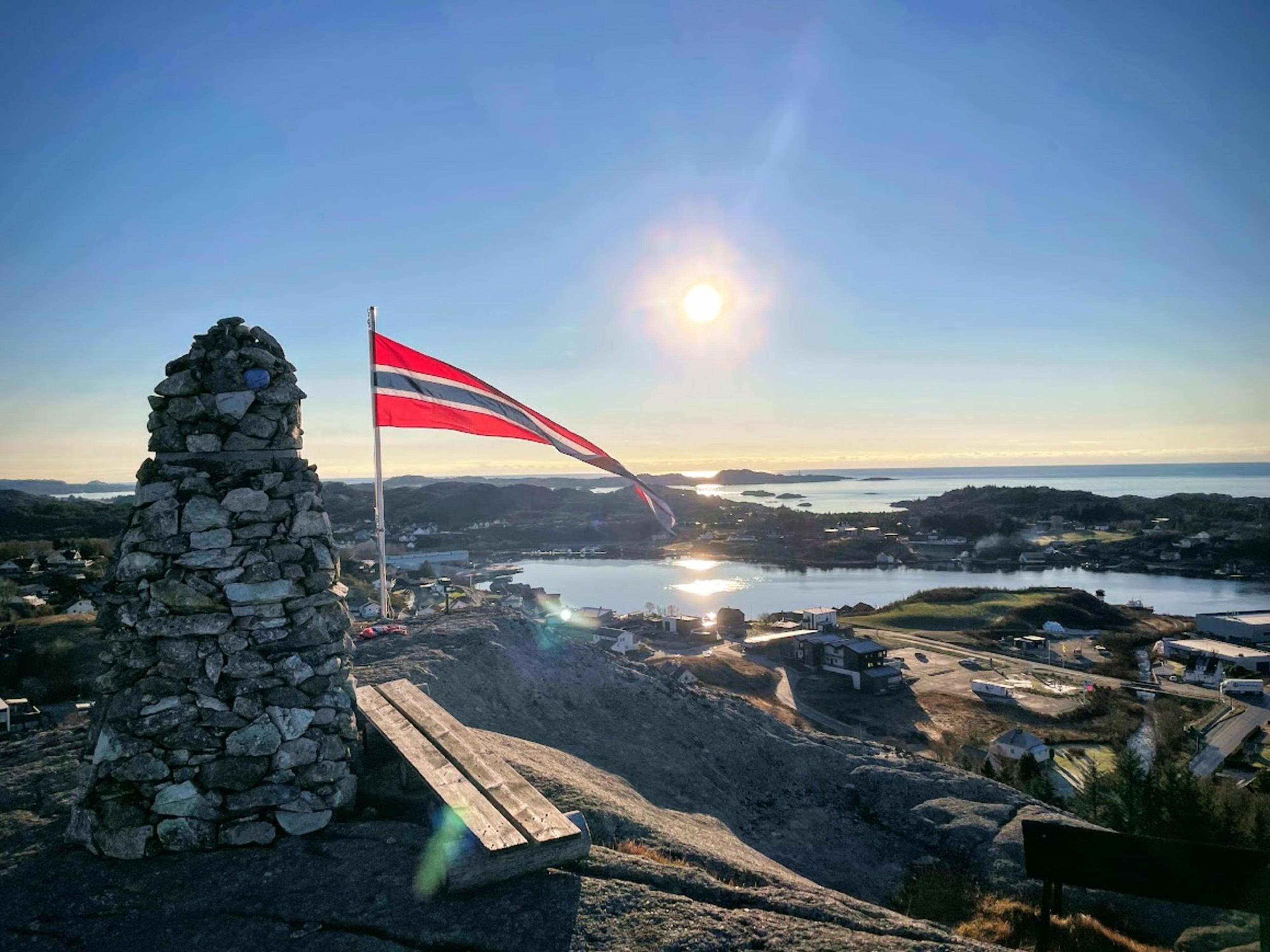 Stemmefjellet at Hellvik