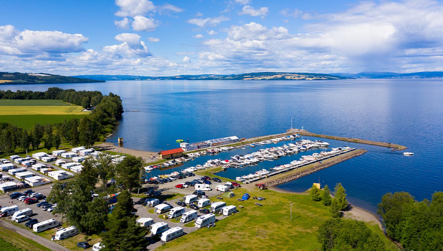 Dronebilde av Evjua Strandpark, Skreia