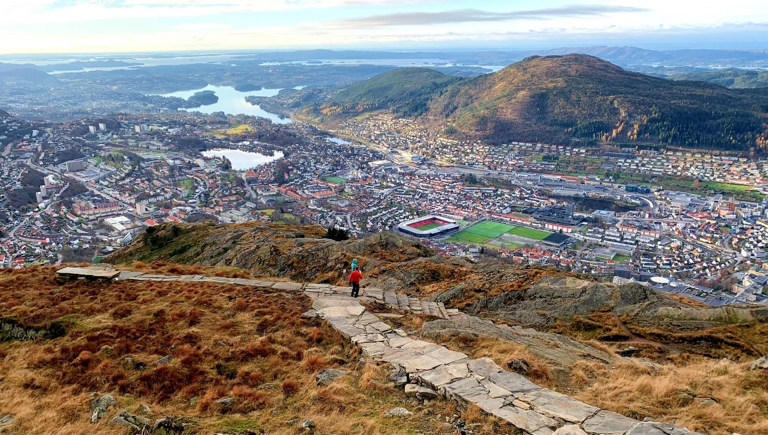 Fjelltur-bergen-ulriken-host