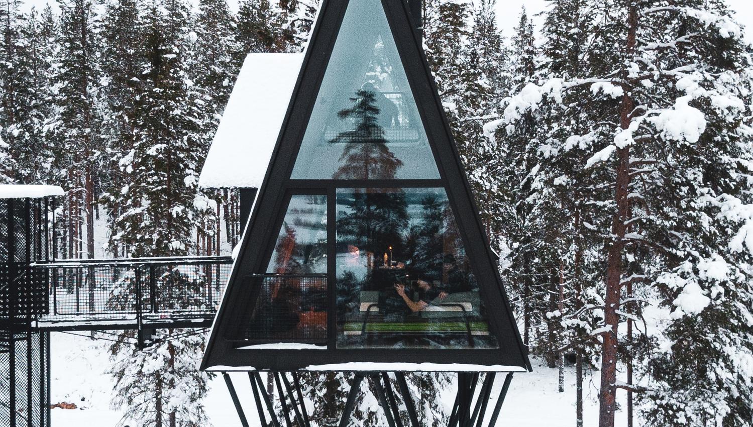 PAN Tretopphytte vinter