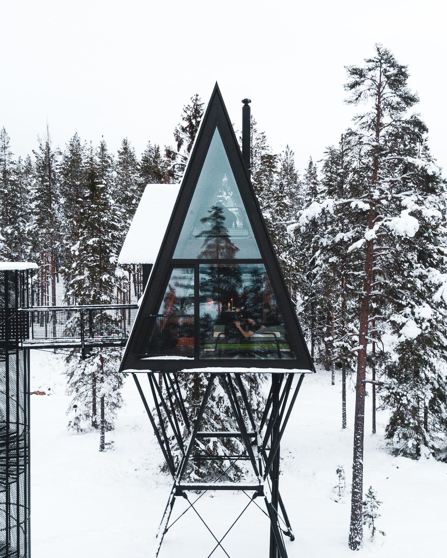 PAN Tretopphytte vinter