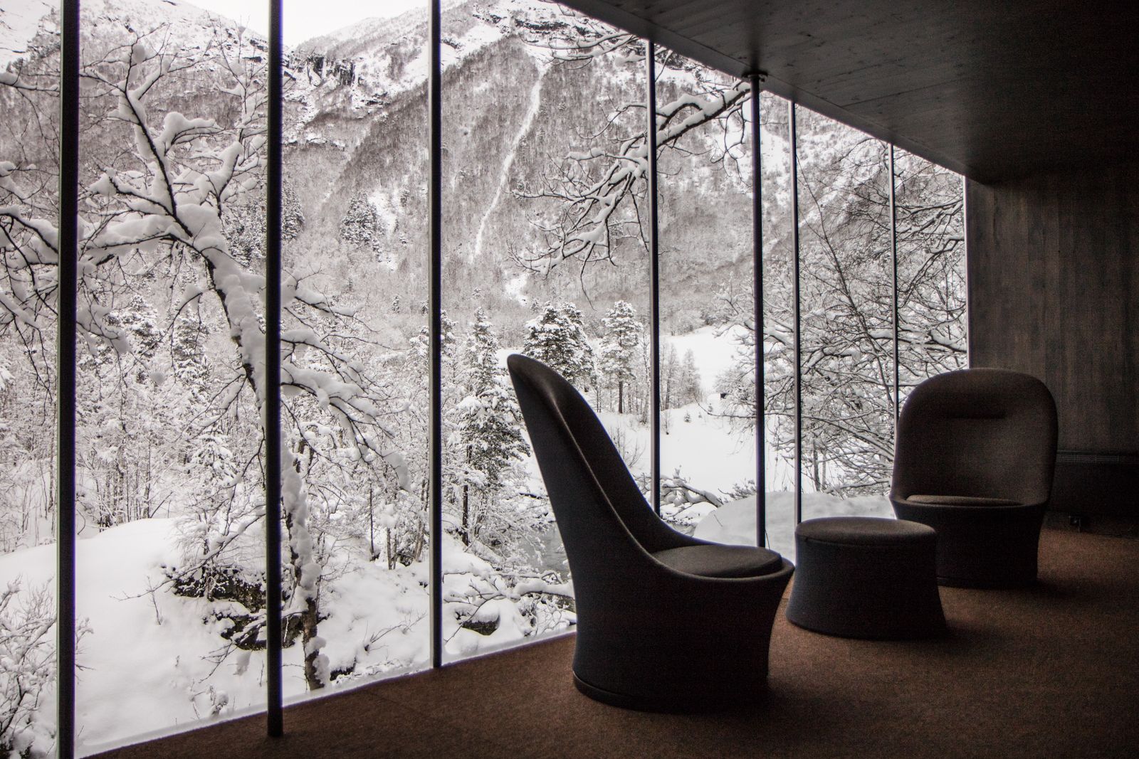 Juvet landskapshotel vinter utsikt