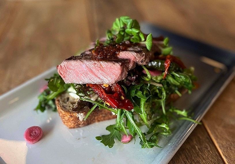 Smørbrød-biff hos Matfatet