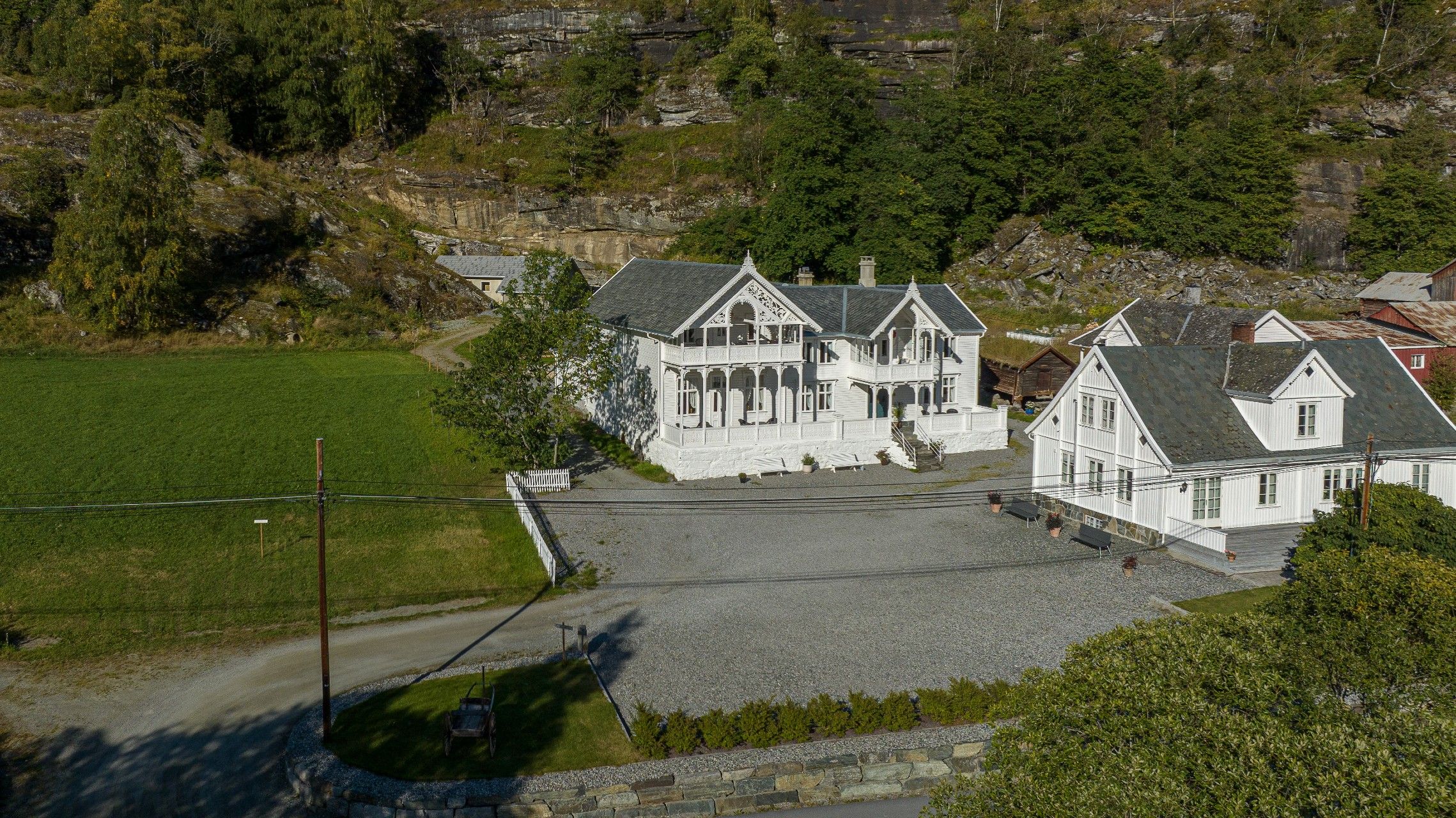 Husum Hotel, Lærdal