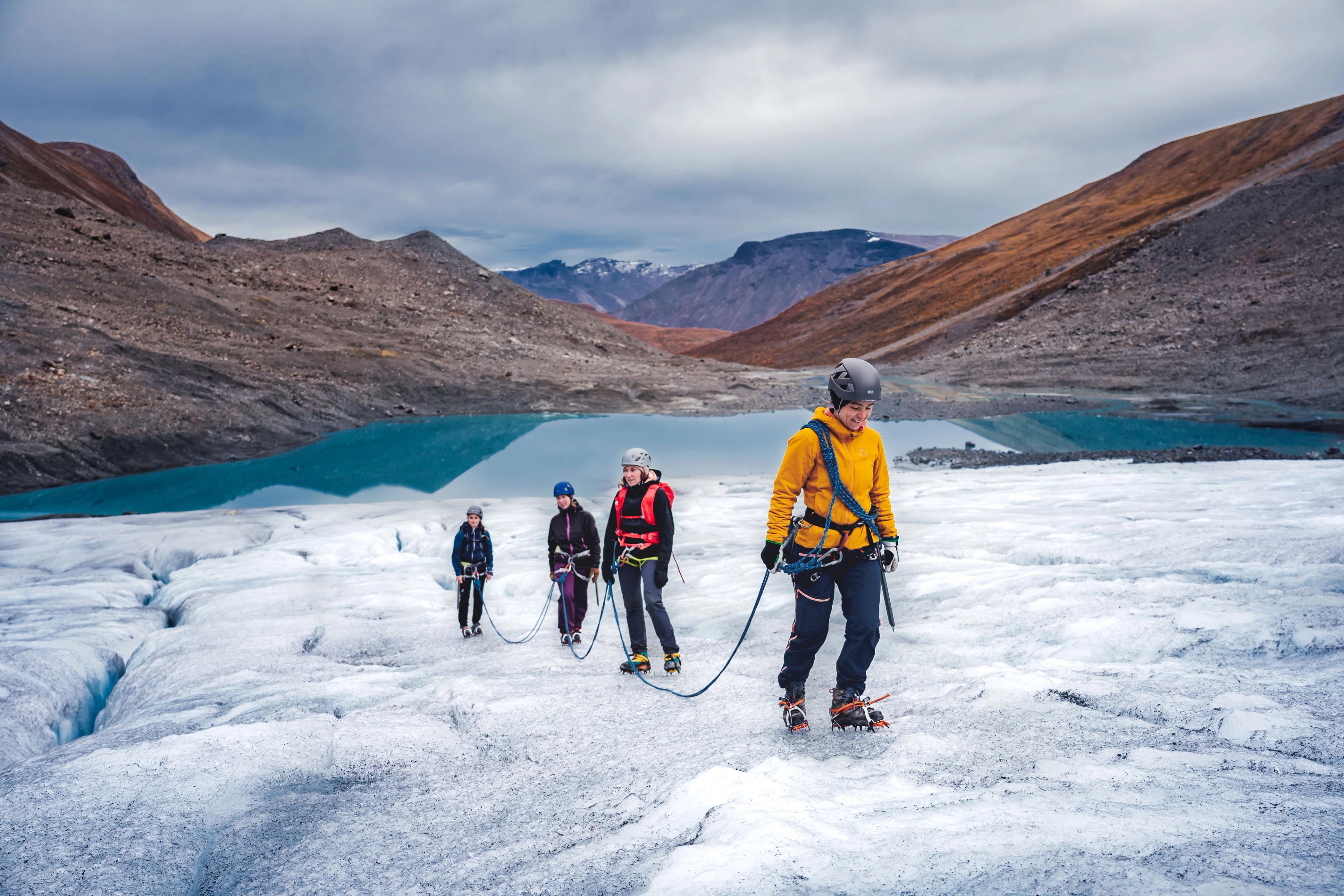 Overnight glacier experience with Lyngen Outdoor Experience