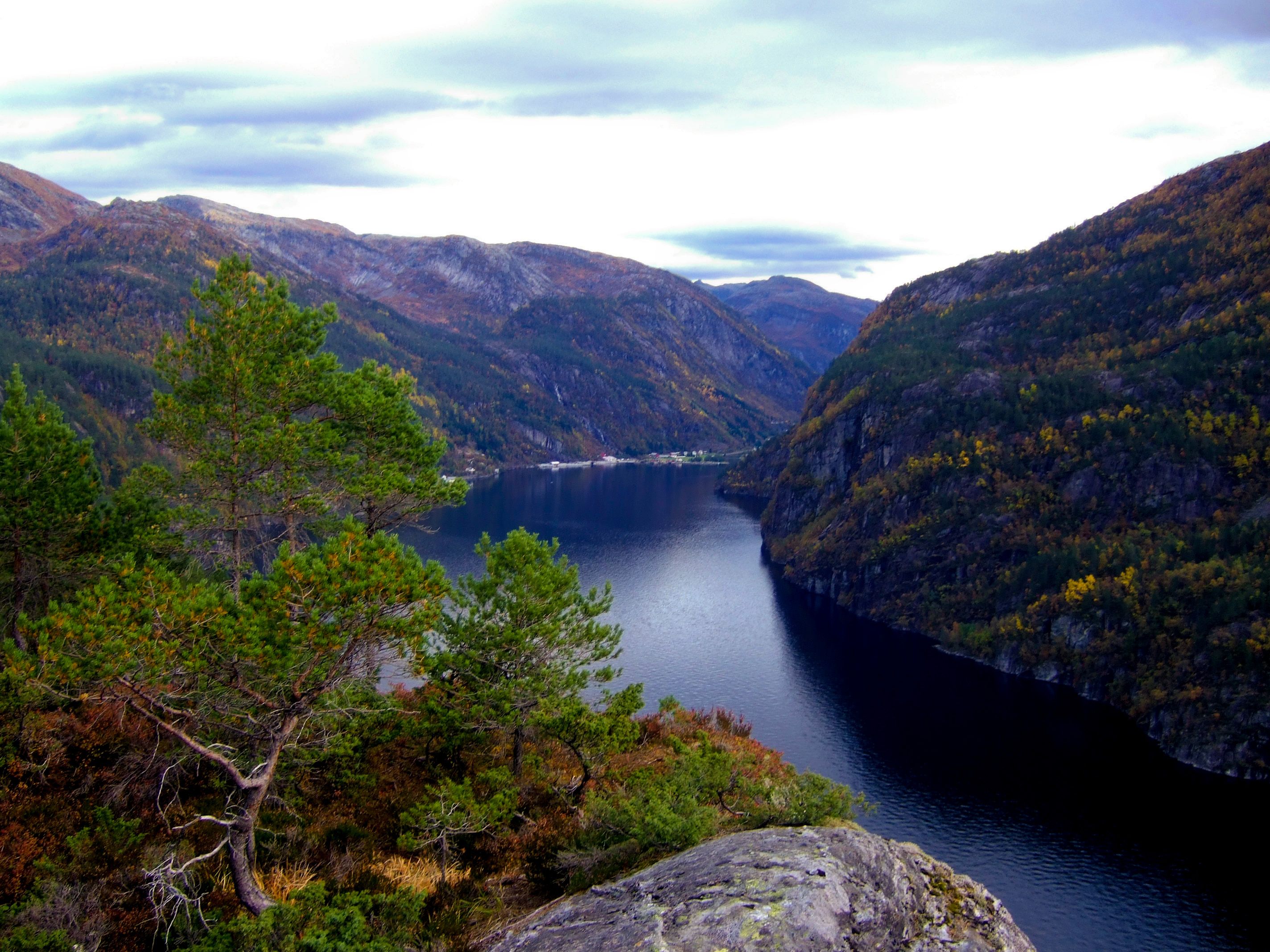 Spectacular view from "The Castle" in Modalen 
