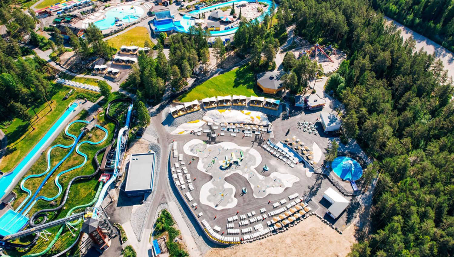 drone image of Bø Sommarland