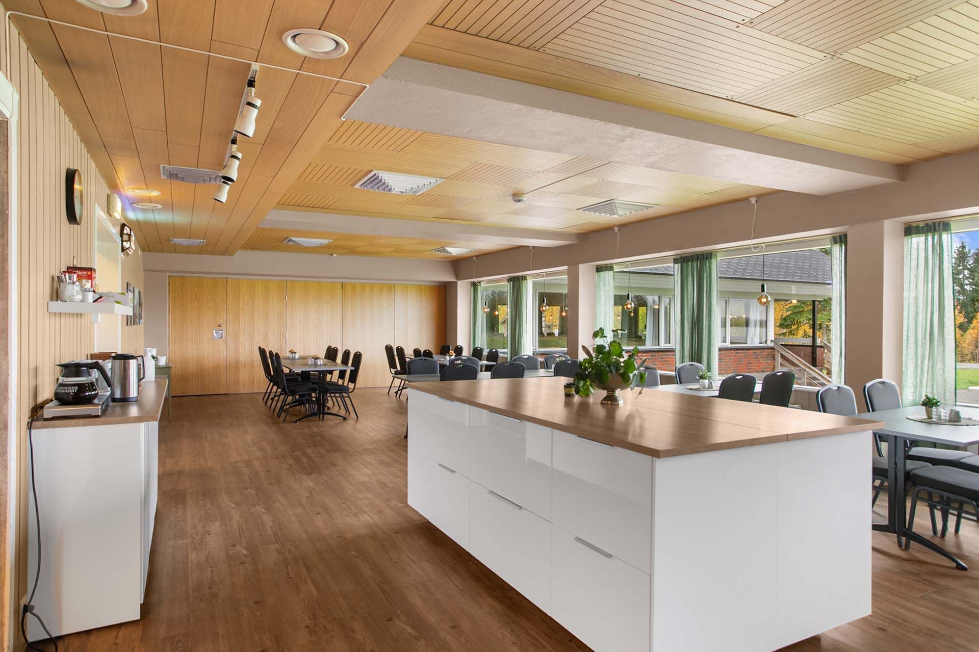 Frokost og restaurant område på Snåsa Hotell