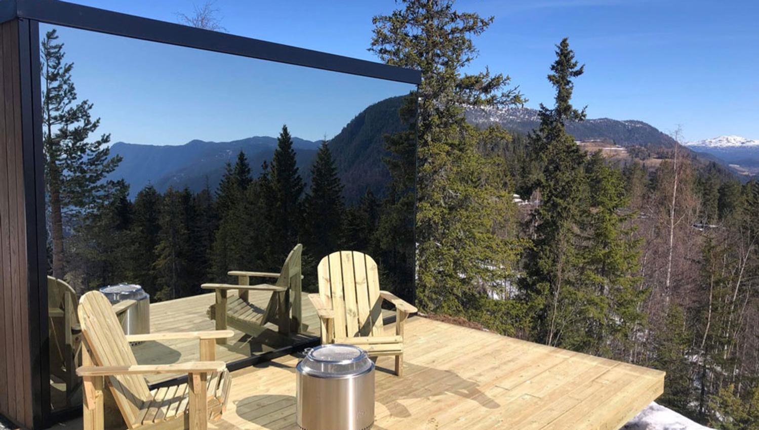 Dalen_vår_terrasse-ved-hytta-til-Vidsyn-Midjås_1000x750