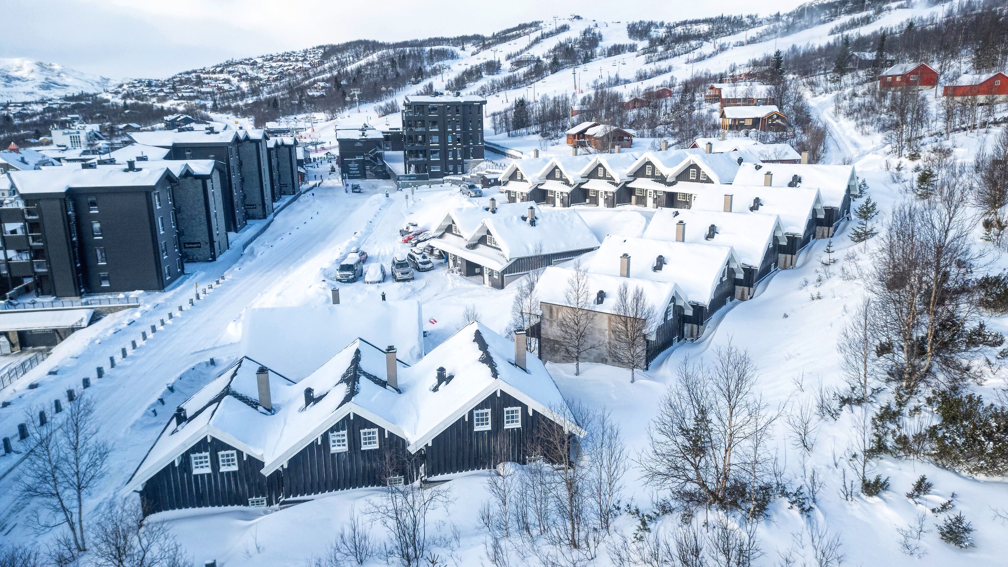 Dronebilde vinterdag Bergo Hytter